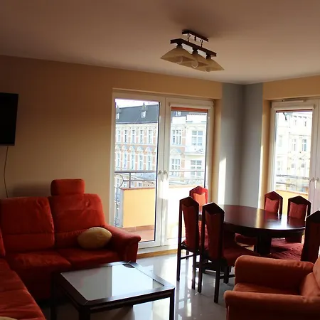 Penguin 2320 Apartment Wroclaw